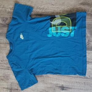 Nike Tee t shirt